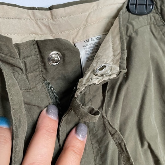 Columbia/ Women's Olive Green Drawstring Capris Crop Pants - Picture 11 of 13